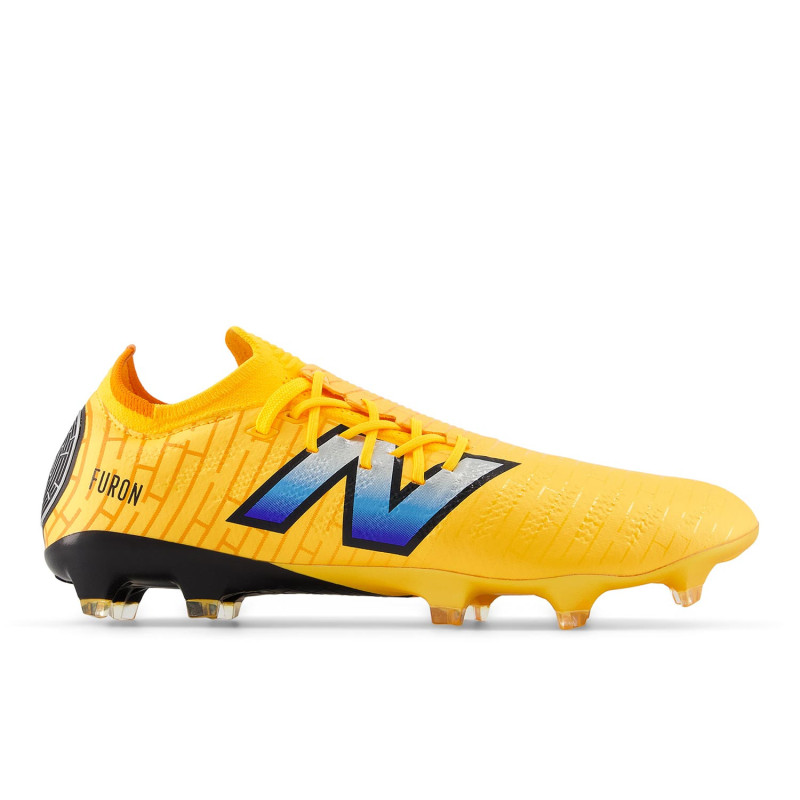 NEW BALANCE FURÓN PRO V7+ FG