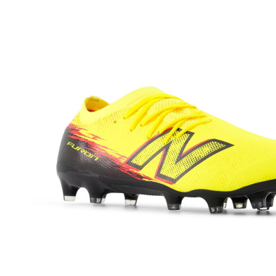 NEW BALANCE FURON PRO MG V8